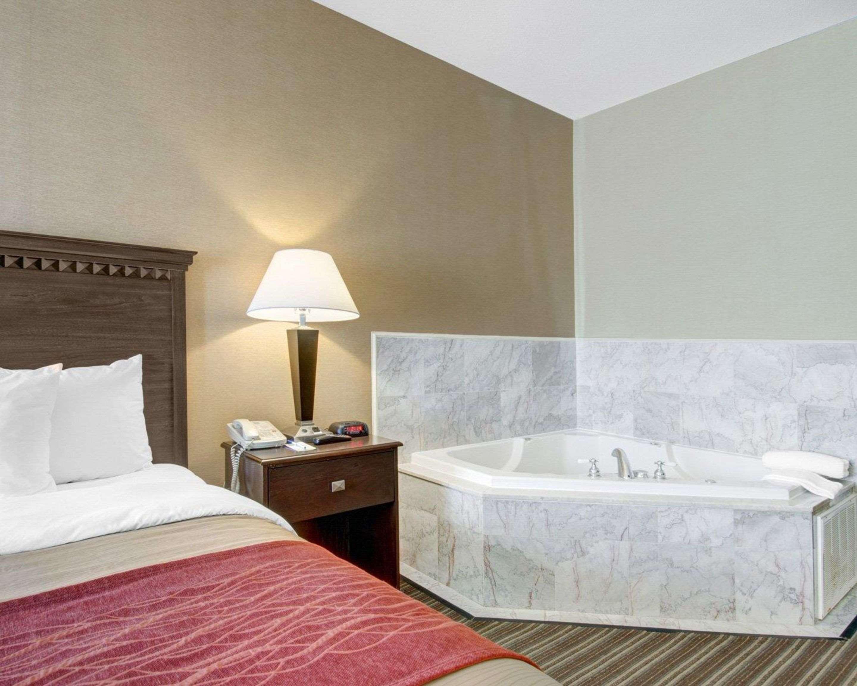 Spark By Hilton Woburn Boston Exterior photo